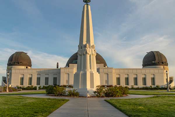 Griffith Observatory: Un Lugar Imperdible para los Turistas en Los Ángeles