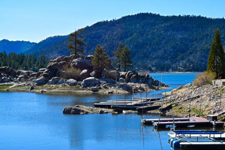 Big Bear Lake - nieve en california